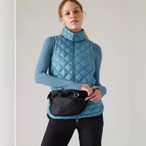 NWT Athleta Excursion Black Waistbag